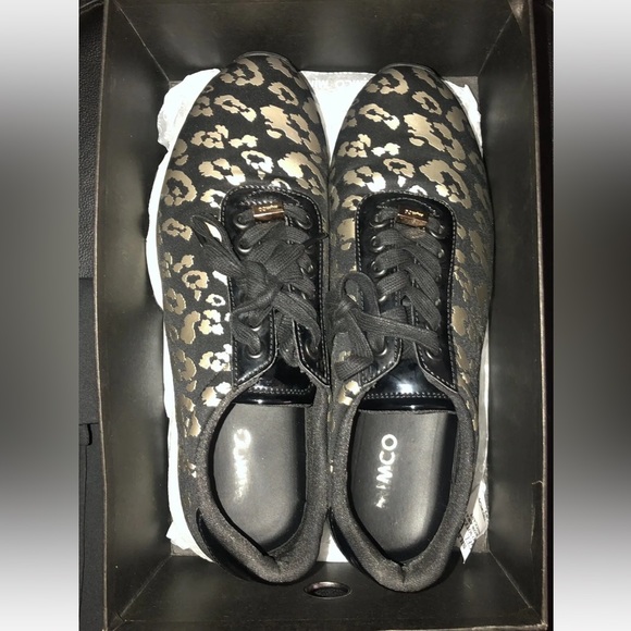 MIMCO SHOES 🖤BLACK GOLD REBEL SNEAKERS WOMENS SIZE  9 ,EU 40 🖤 RRP $179.00 - Picture 11 of 15